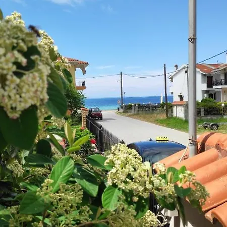 Amber Blue Villa Nikiti  Exterior photo